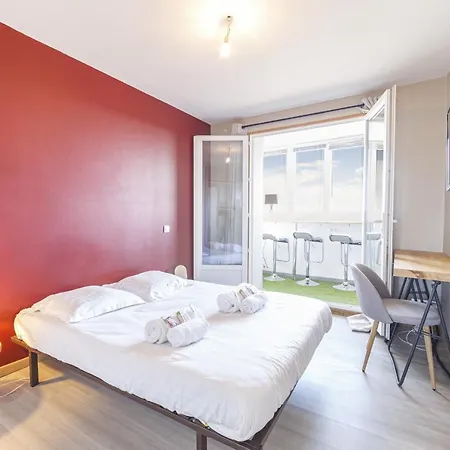 Le Bellevue - Logement Proche Des Parcs Angevin アパート *