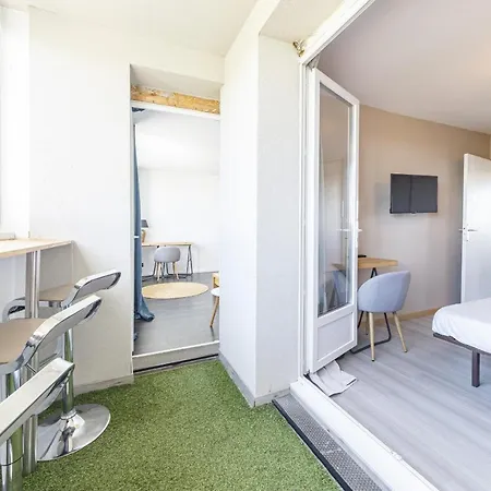 Le Bellevue - Logement Proche Des Parcs Angevin アパート アンジェ